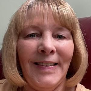 Meet your Posher, Carla